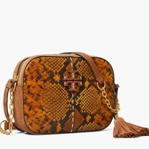 NWT Tory Burch McGraw Snake Embossed Leather Camera Bag. 8”W x 5.5”H x 3”D